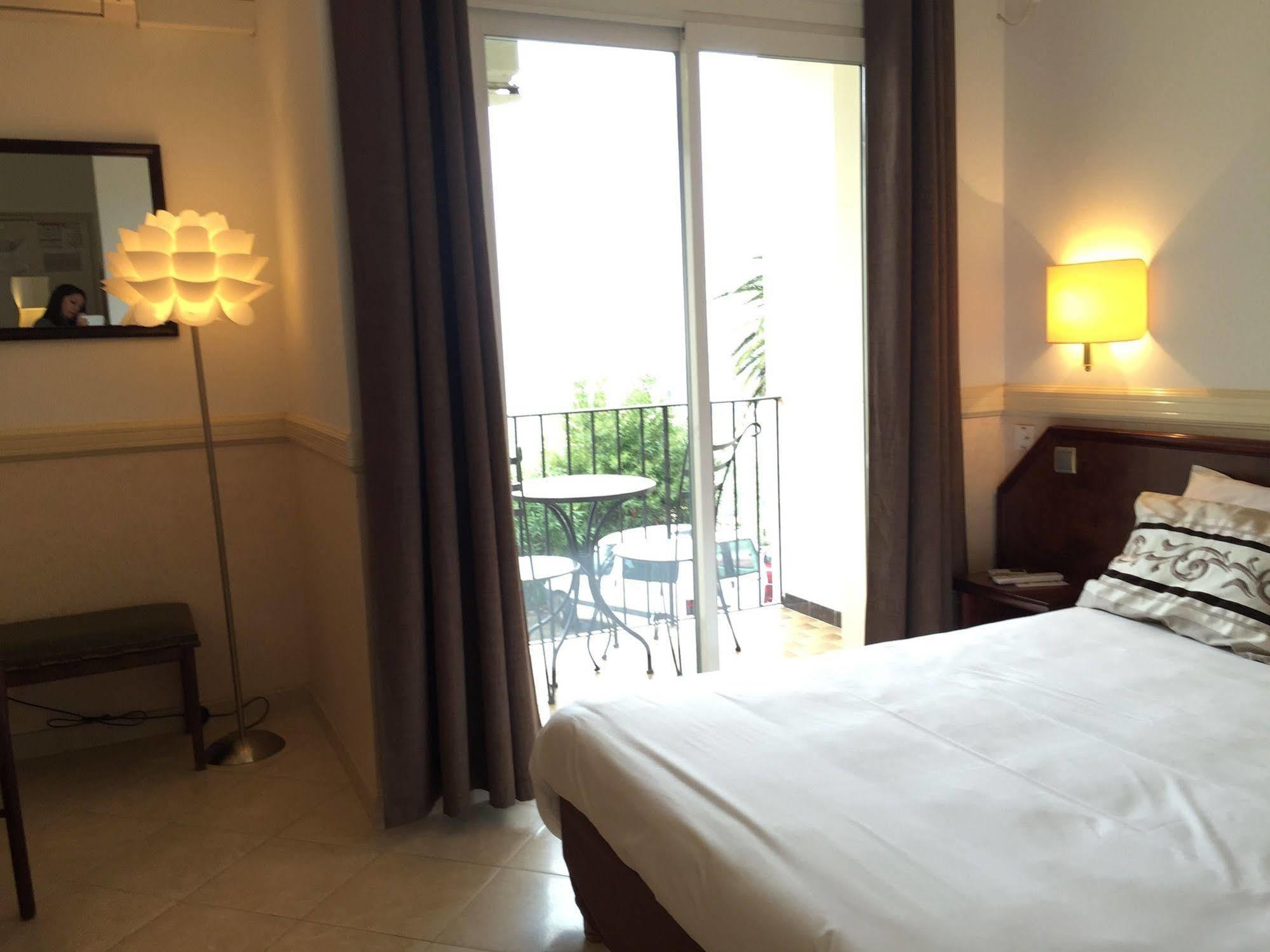 Hotel Des Roches Sartène المظهر الخارجي الصورة